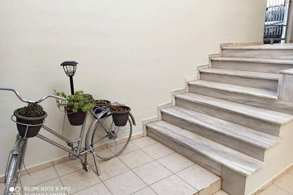 Jilda S Apartment With Private Garden! Návplio Eksteriør bilde